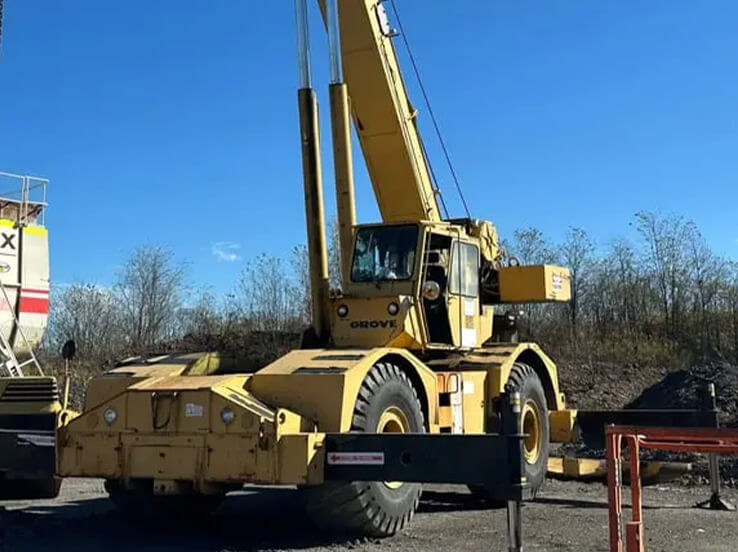 Grove Crane Truck